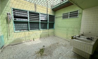 Casa esquinera de una planta en venta Barrio Las Mercedes Palmira