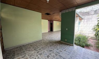 Casa esquinera de una planta en venta Barrio Las Mercedes Palmira
