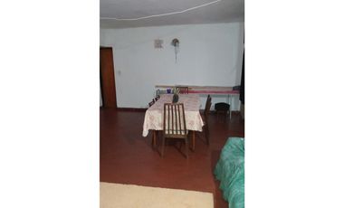 Casa en Venta VILLA LUGANO 5 ambientes 2 baños Garaje Patio Parrilla Balcon Terraza En 2 plantas