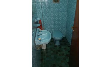 Casa en Venta VILLA LUGANO 5 ambientes 2 baños Garaje Patio Parrilla Balcon Terraza En 2 plantas