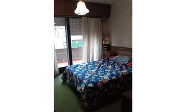 Casa en Venta VILLA LUGANO 5 ambientes 2 baños Garaje Patio Parrilla Balcon Terraza En 2 plantas