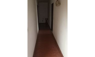 Casa en Venta VILLA LUGANO 5 ambientes 2 baños Garaje Patio Parrilla Balcon Terraza En 2 plantas