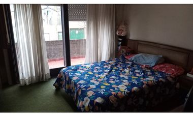 Casa en Venta VILLA LUGANO 5 ambientes 2 baños Garaje Patio Parrilla Balcon Terraza En 2 plantas
