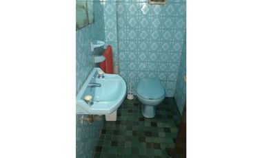 Casa en Venta VILLA LUGANO 5 ambientes 2 baños Garaje Patio Parrilla Balcon Terraza En 2 plantas