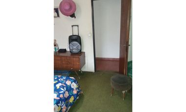 Casa en Venta VILLA LUGANO 5 ambientes 2 baños Garaje Patio Parrilla Balcon Terraza En 2 plantas