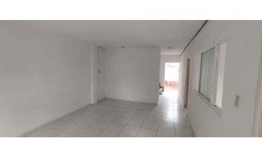 Venta de casa urbana de 162 M2 en 425 mill neg en La Mesa Cund