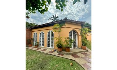 Vendo Espectacular Casa lote urbana en Villeta