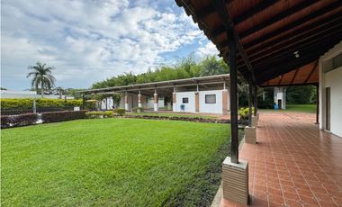 Lote con casa mejora en venta Condominio Campestre Terranova Palmira