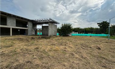 Lote con casa mejora en venta Condominio Campestre Terranova Palmira