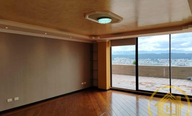 Departamento en Venta, de 3 dormitorios, en urbanizacion con seguridad, sector Noroccidente, Quito