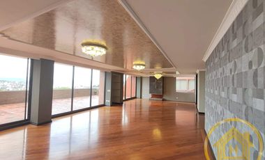 Departamento en Venta, de 3 dormitorios, en urbanizacion con seguridad, sector Noroccidente, Quito