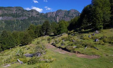 Parcela en venta Curarrehue a 45 KM  de Pucón