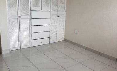 VENDO CASA LAGO DE GUADALUPE