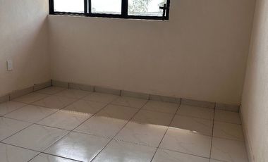 VENDO CASA LAGO DE GUADALUPE