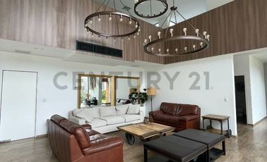 ESPECTACULAR CASA EN VENTA EN CIENEGUILLA