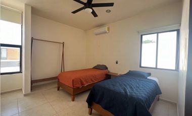 Renta casa amueblacon recámara en planta baja Zendera Conkal Mérida