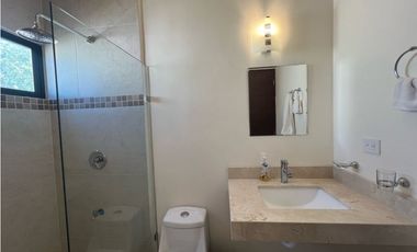 Renta casa amueblacon recámara en planta baja Zendera Conkal Mérida
