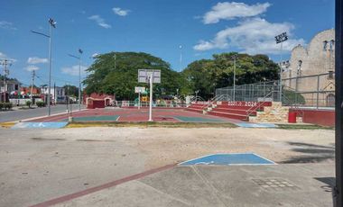 Terreno residencial con servicios en Conkal