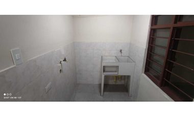 VENTA DE CASA MULTIFAMILIAR CON APARTAMENTOS EL TRÉBOL CALI