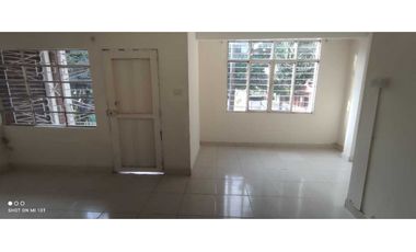 VENTA DE CASA MULTIFAMILIAR CON APARTAMENTOS EL TRÉBOL CALI