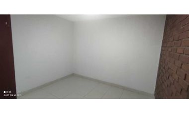 VENTA DE CASA MULTIFAMILIAR CON APARTAMENTOS EL TRÉBOL CALI