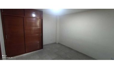 VENTA DE CASA MULTIFAMILIAR CON APARTAMENTOS EL TRÉBOL CALI