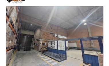 ARRIENDO BODEGA 1.205 M2  EN AV. EL DORADO FONTIBÓN