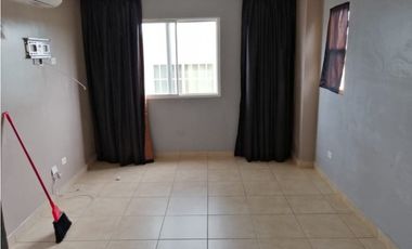 ALQUILER CASA BRISAS DEL GOLF 3R VACIA