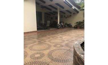 VENTA CASA BRISAS DEL GOLF 3REC LB