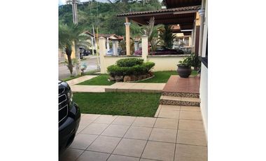 VENTA CASA BRISAS DEL GOLF 3REC LB