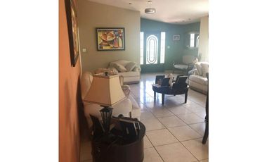 VENTA CASA BRISAS DEL GOLF 3REC LB
