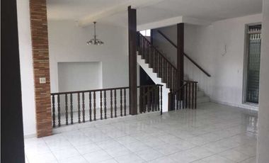 ALQUILER CASA COMERCIAL SAN FRANCISCO