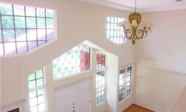 VENTA CASA CLAYTON 4 REC VACIA