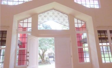 VENTA CASA CLAYTON 4 REC VACIA