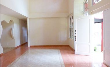 VENTA CASA CLAYTON 4 REC VACIA