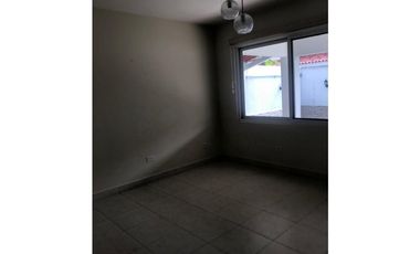 VENTA CASA QUINTAS DE VERSALLES 3REC VACA