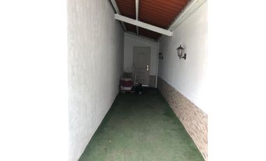 VENTA CASA QUINTAS DE VERSALLES 3REC VACA