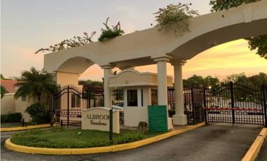 ALQUILER CASA ALBROOK GARDENS CLAYTON 3REC