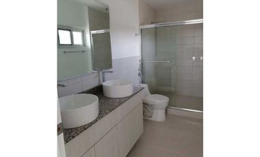 VENTA CASA TOWN HOME VILLASUR COSTA SUR JUAN DAZ