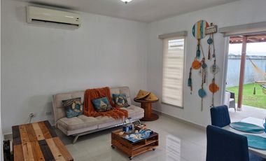 VENDO THE VILLAGE BEACH RESIDENCES ( CORONADO)