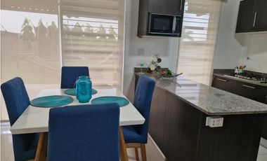 VENDO THE VILLAGE BEACH RESIDENCES ( CORONADO)