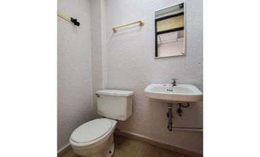 SE VENDE O SE ALQUILAN DOS CONSULTORIOS