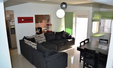 Duplex 3 ambientes con terraza y parrilla propia