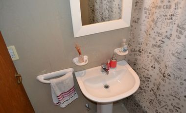 Duplex 3 ambientes con terraza y parrilla propia