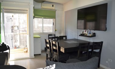 Duplex 3 ambientes con terraza y parrilla propia