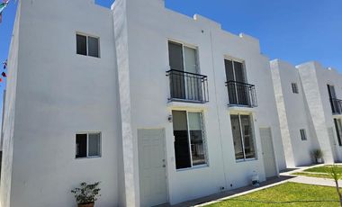 Casa en Venta en Fracc. QUINTAS NAVARRA Torreón Coah. Modelo MALVASIA