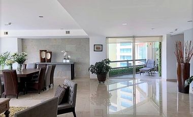 Impresionante departamento con vistas excepcionales en la torre más reciente de Frondoso Lomas Country