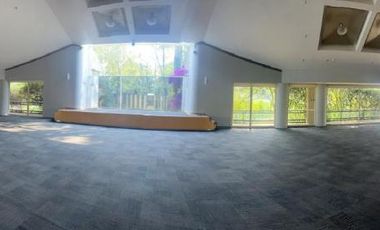 Impresionante departamento con vistas excepcionales en la torre más reciente de Frondoso Lomas Country