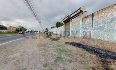BODEGAS DISPONIBLES EN VIA MONTECRISTI MANTA