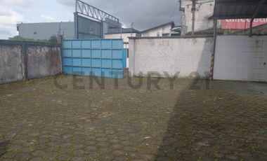 Galpon con Oficinas para alquiler en Santo Domingo - Ecuador